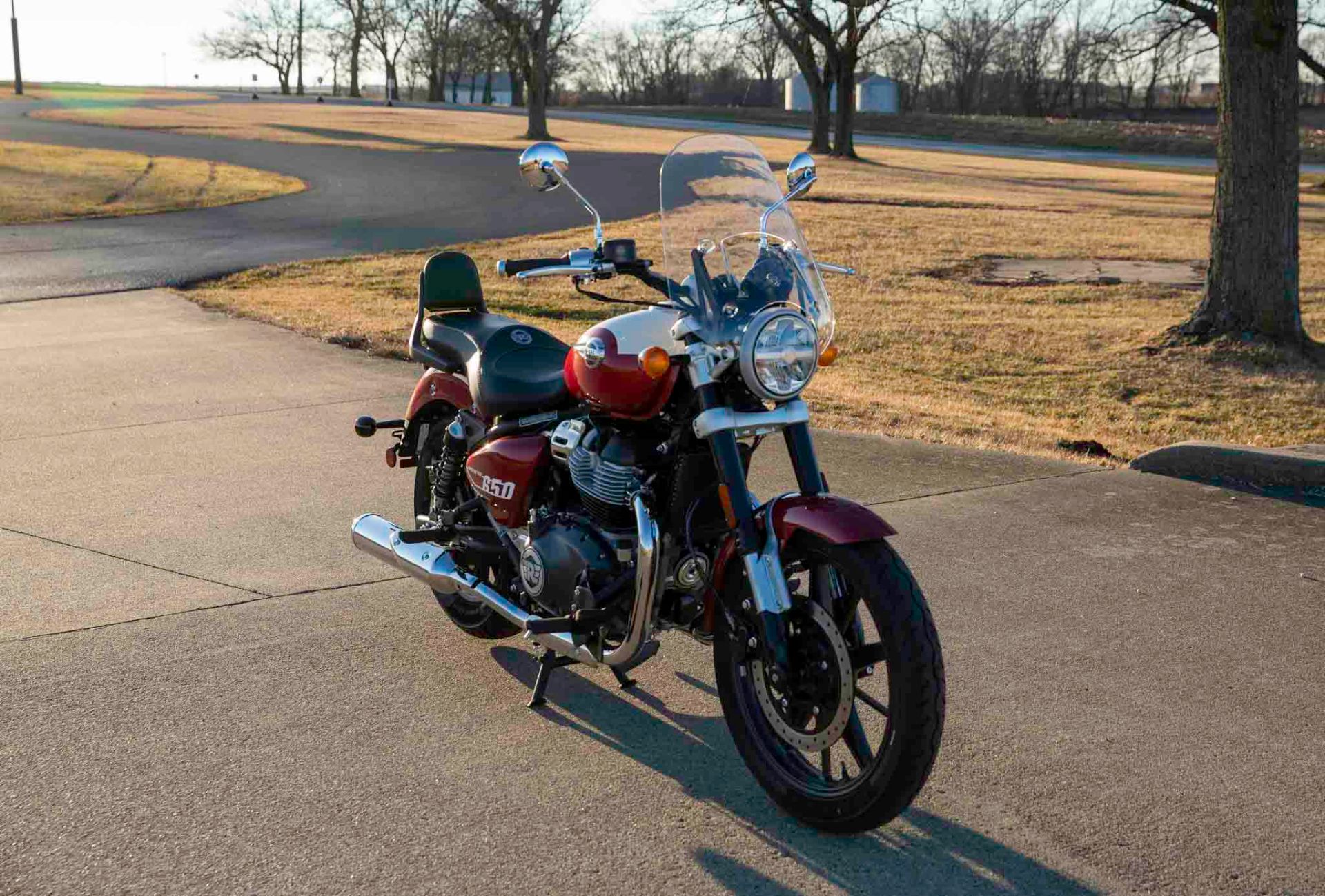 2024 Royal Enfield Super Meteor 650 in Charleston, Illinois - Photo 2