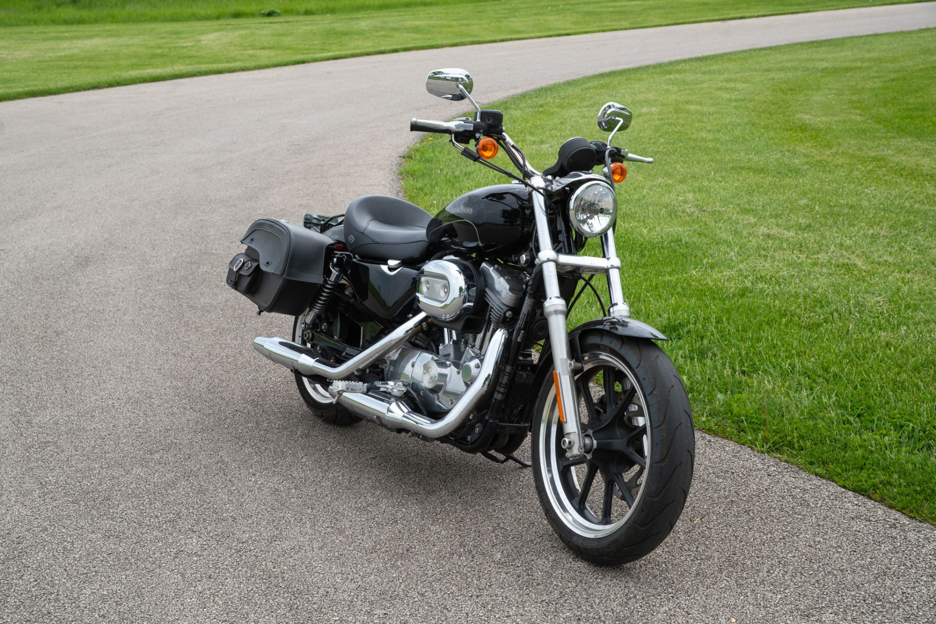 2015 Harley-Davidson SuperLow® in Charleston, Illinois - Photo 2