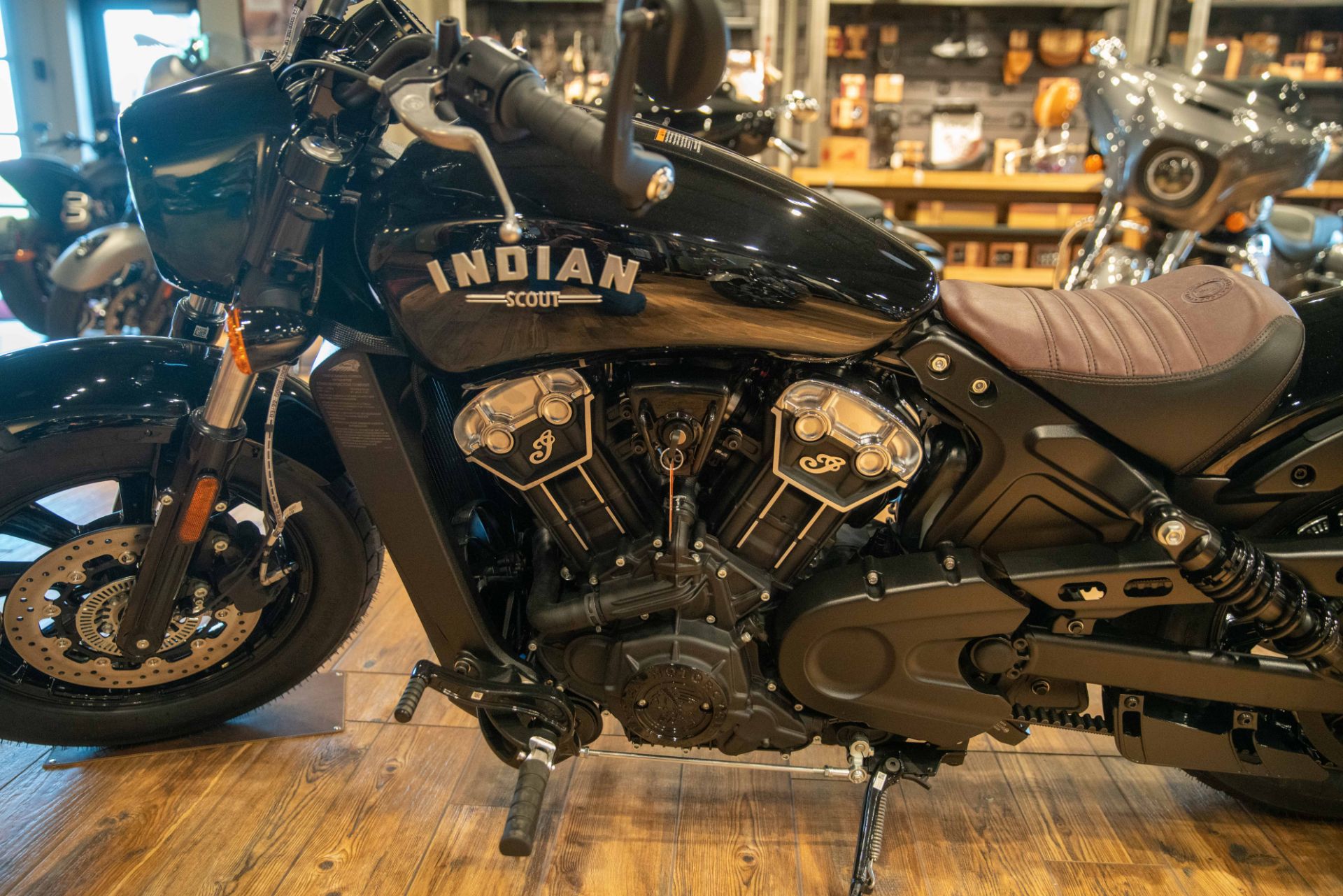 2023 Indian Motorcycle Scout® Bobber in Charleston, Illinois - Photo 15