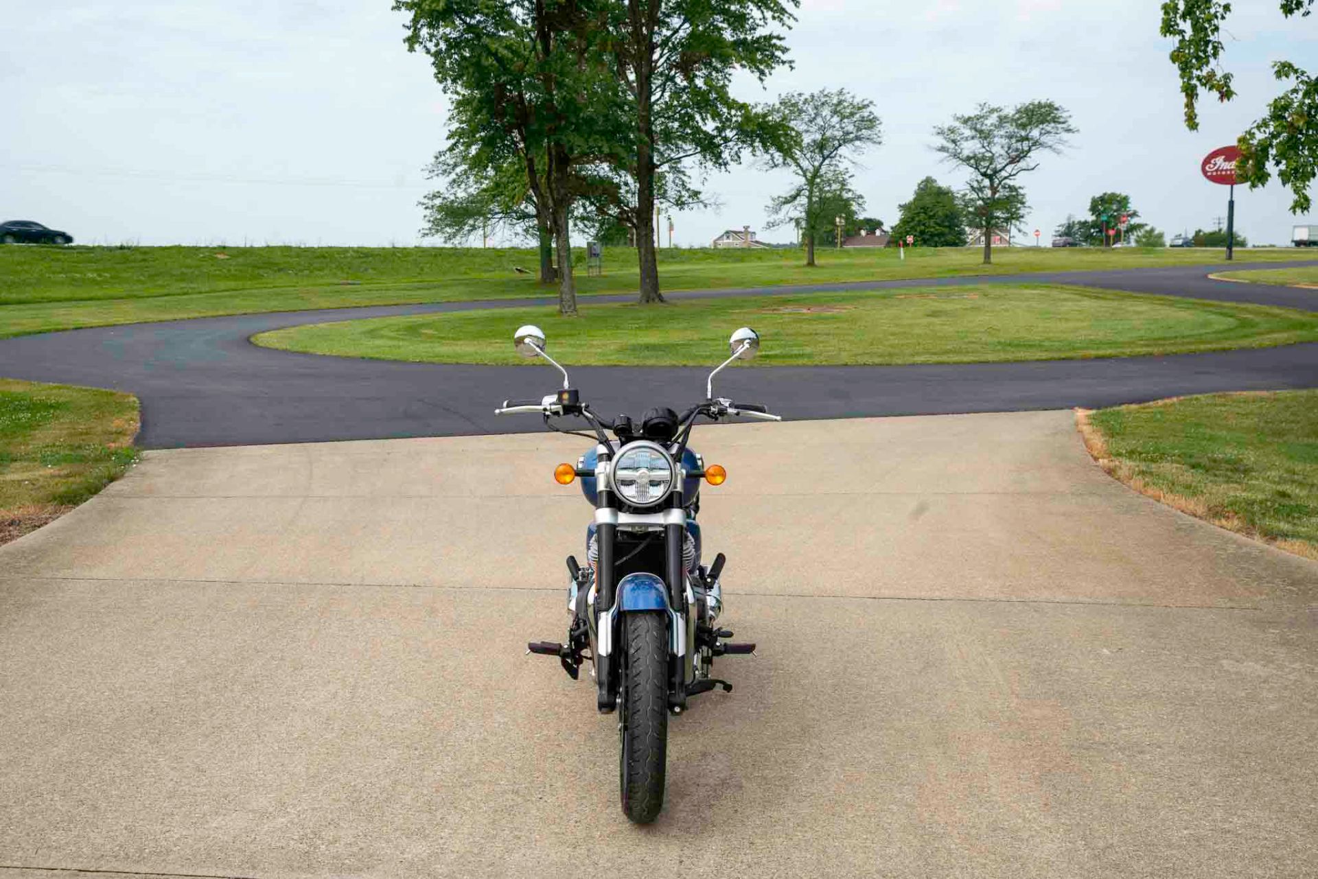 2024 Royal Enfield Super Meteor 650 in Charleston, Illinois - Photo 3