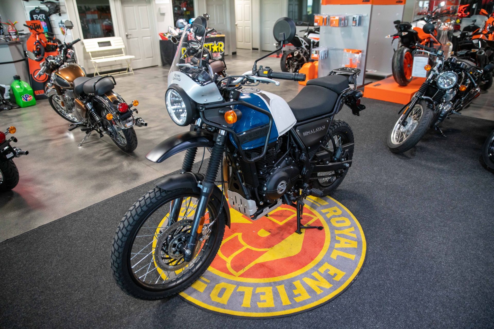 2023 Royal Enfield Himalayan in Charleston, Illinois - Photo 4