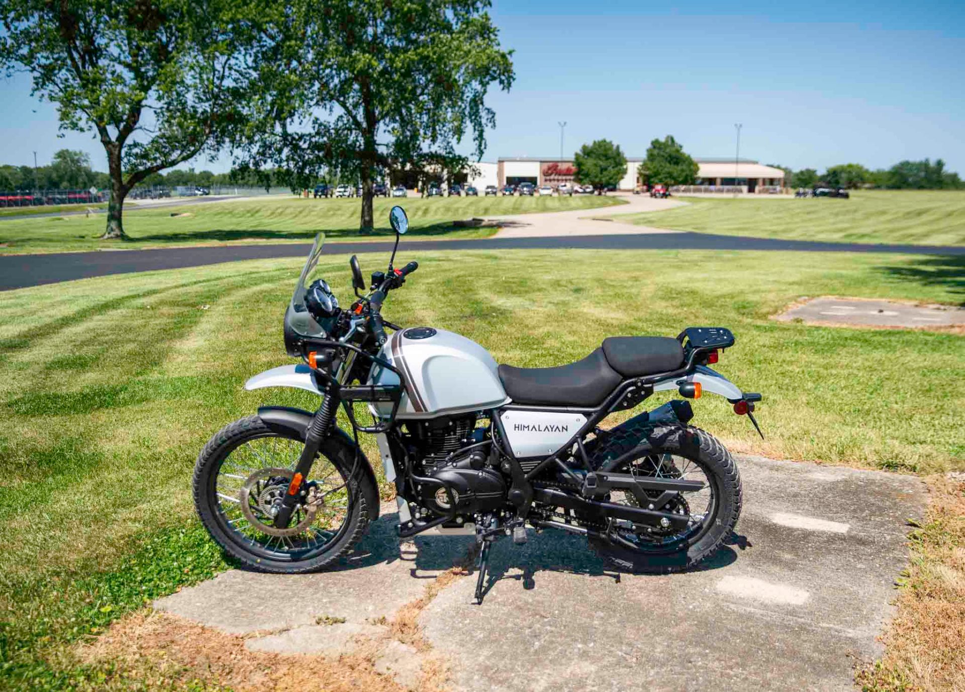 2023 Royal Enfield Himalayan in Charleston, Illinois - Photo 5