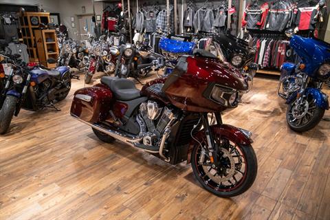 2023 Indian Motorcycle Challenger® Limited in Charleston, Illinois - Photo 10