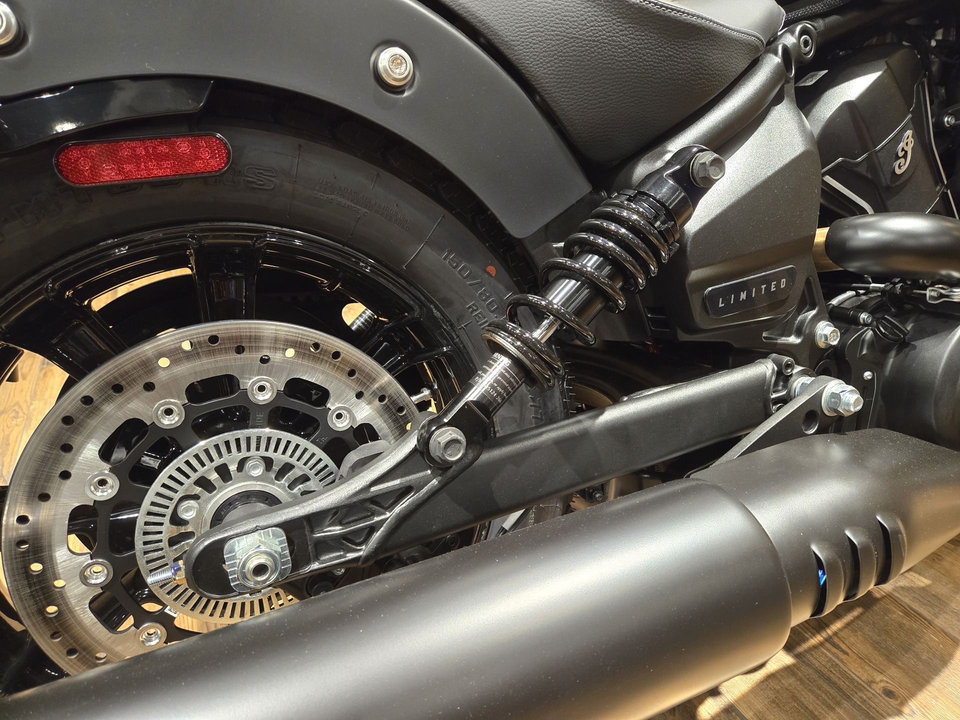 2025 Indian Motorcycle Scout® Bobber Limited in Charleston, Illinois - Photo 9