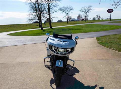 2024 Indian Motorcycle Challenger® Limited with PowerBand Audio Package in Charleston, Illinois - Photo 3