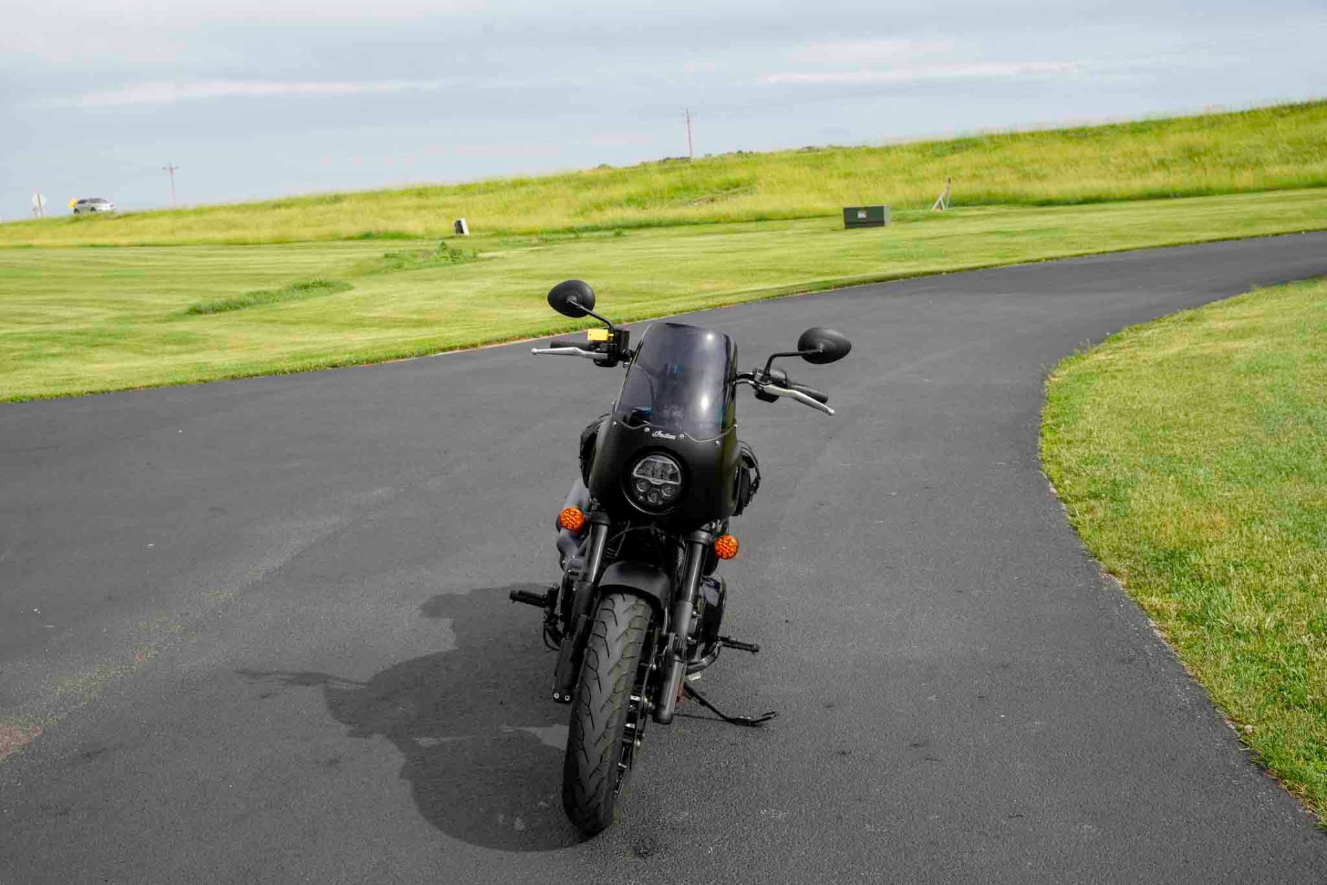 2023 Indian Motorcycle Sport Chief Dark Horse® in Charleston, Illinois - Photo 3