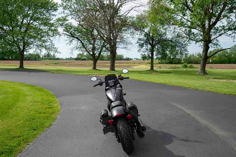 2023 Indian Motorcycle Sport Chief Dark Horse® in Charleston, Illinois - Photo 7