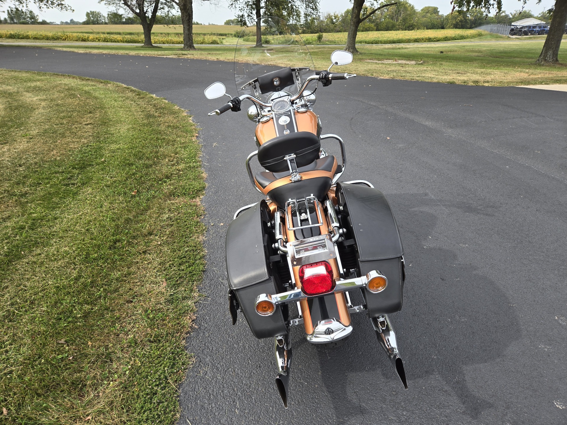 2008 Harley-Davidson Road King® Classic in Charleston, Illinois - Photo 7