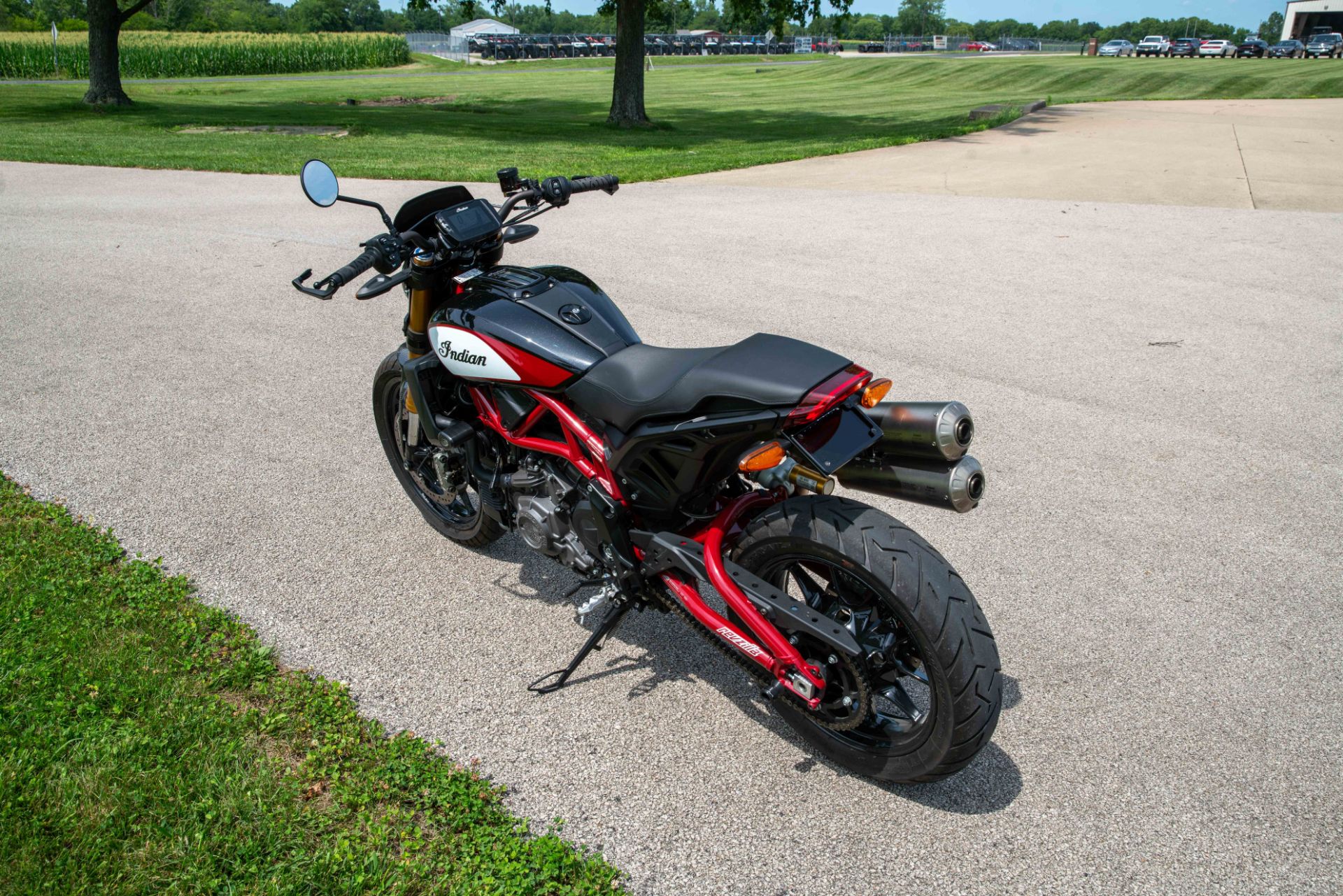 2019 Indian Motorcycle FTR™ 1200 S in Charleston, Illinois - Photo 6