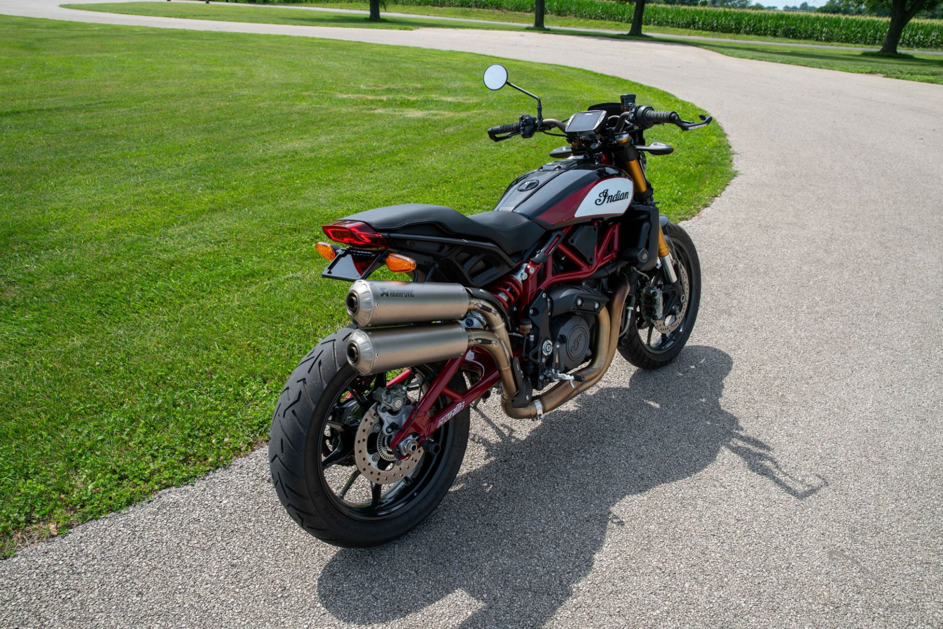 2019 Indian Motorcycle FTR™ 1200 S in Charleston, Illinois - Photo 8
