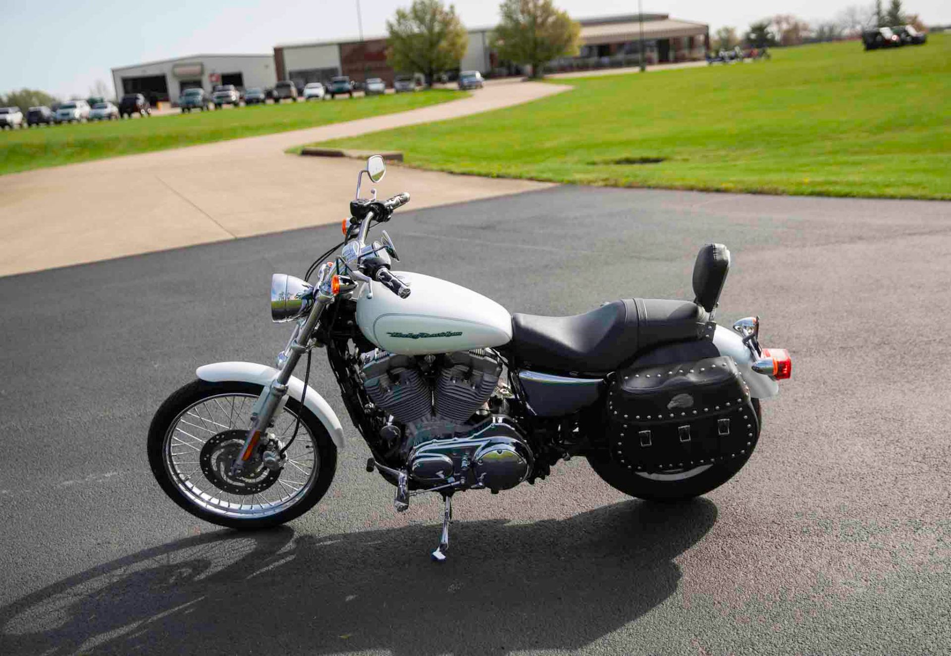2004 Harley-Davidson Sportster® XL 883 Custom in Charleston, Illinois - Photo 5