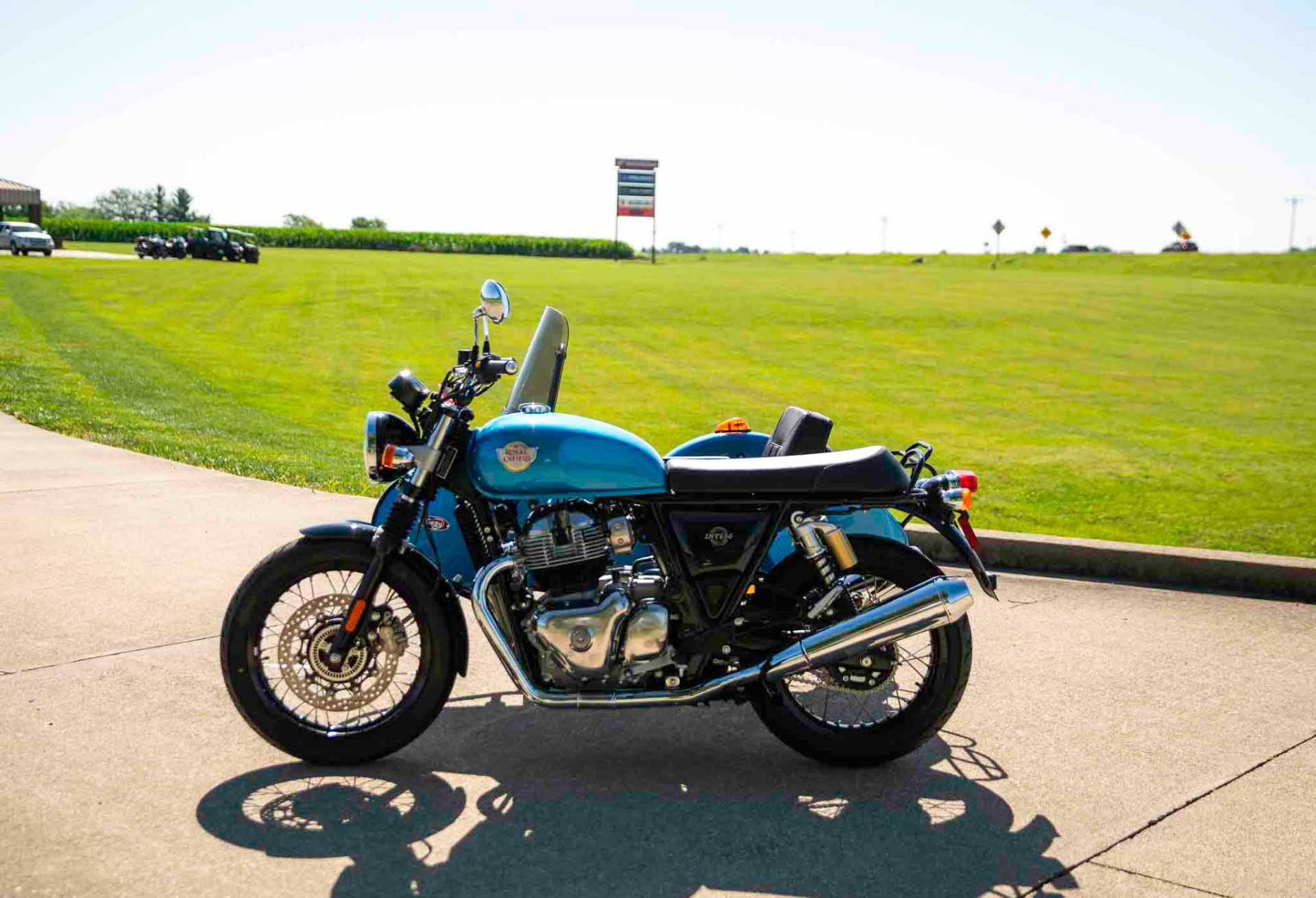 2023 Royal Enfield INT650 in Charleston, Illinois - Photo 4