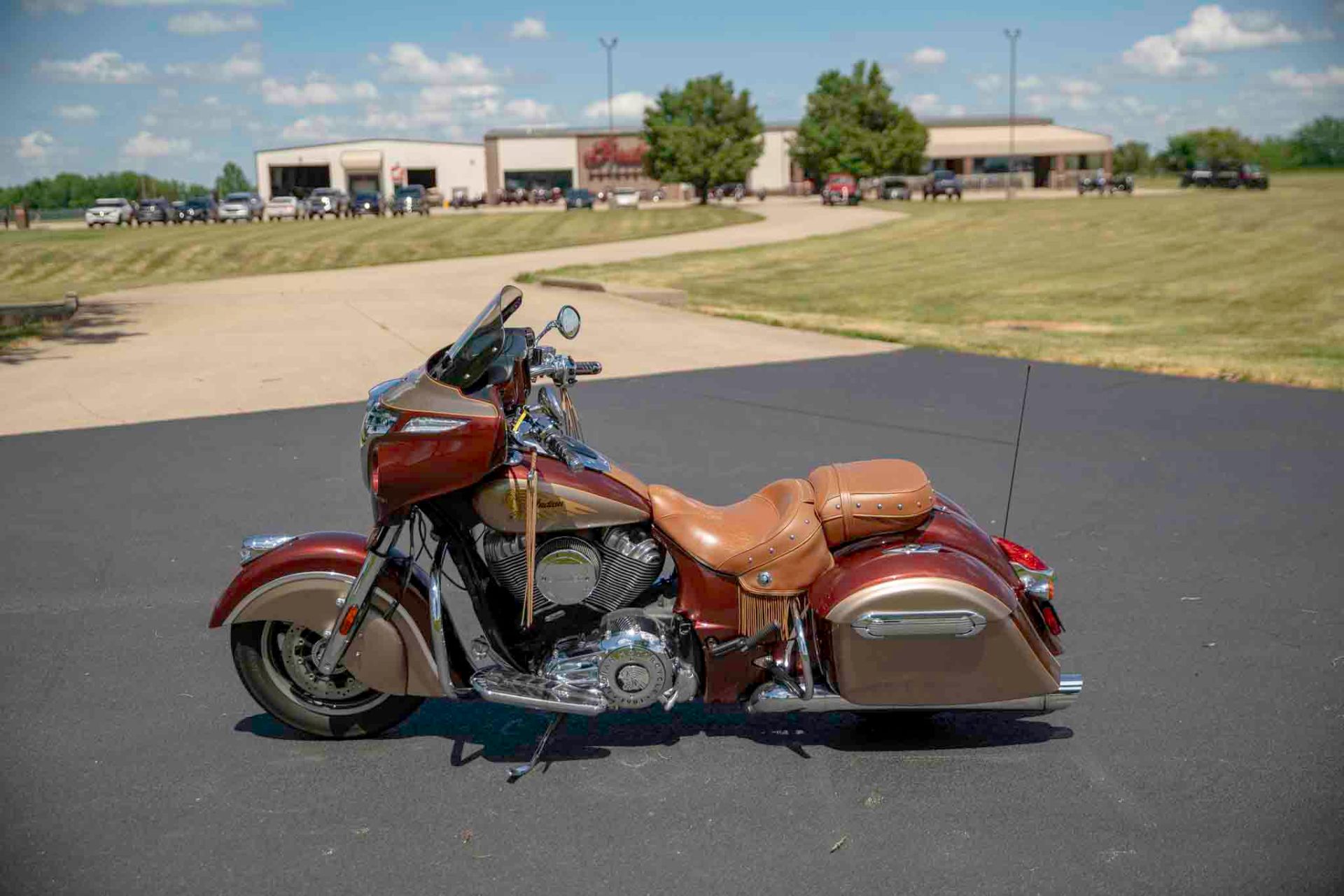 2019 Indian Motorcycle Chieftain® Classic Icon Series in Charleston, Illinois - Photo 5