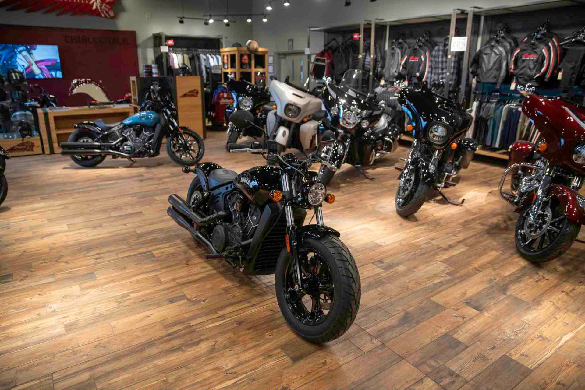 2024 Indian Motorcycle Scout® Bobber Sixty in Charleston, Illinois - Photo 2