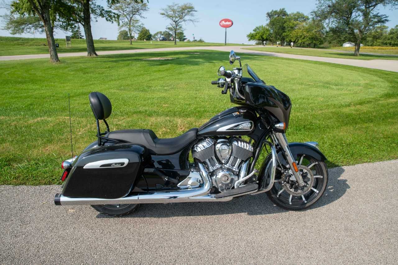 2021 Indian Motorcycle Chieftain® Limited in Charleston, Illinois - Photo 8