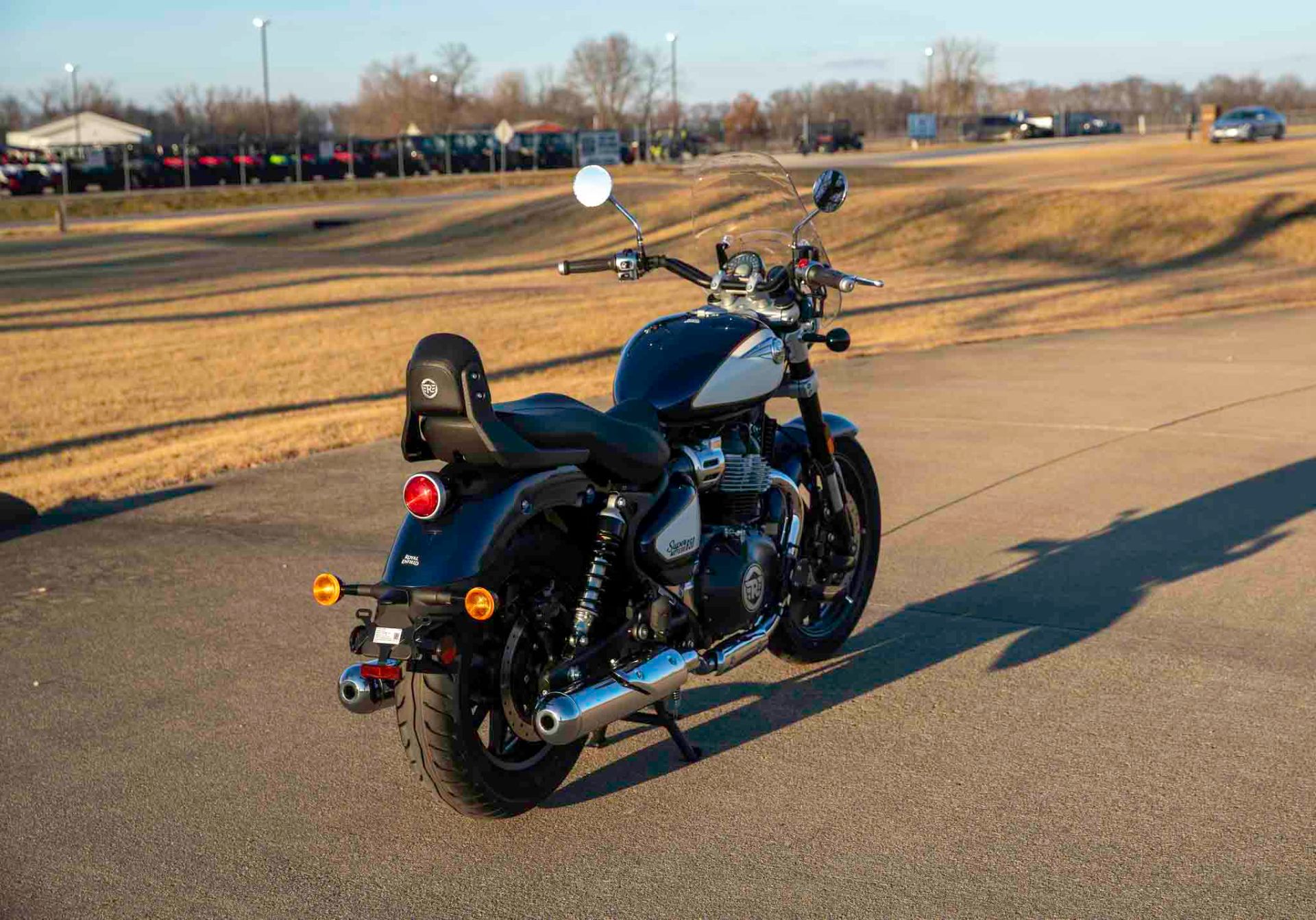 2024 Royal Enfield Super Meteor 650 in Charleston, Illinois - Photo 8