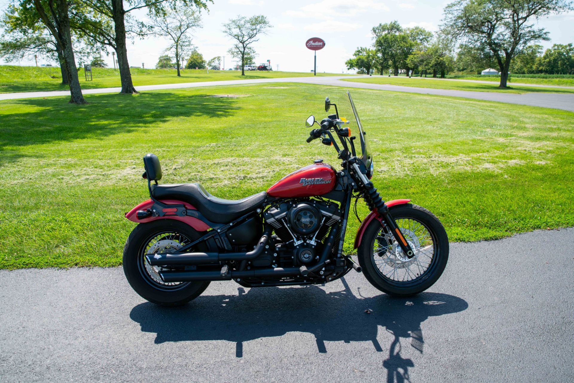 2018 Harley-Davidson Street Bob® 107 in Charleston, Illinois - Photo 1