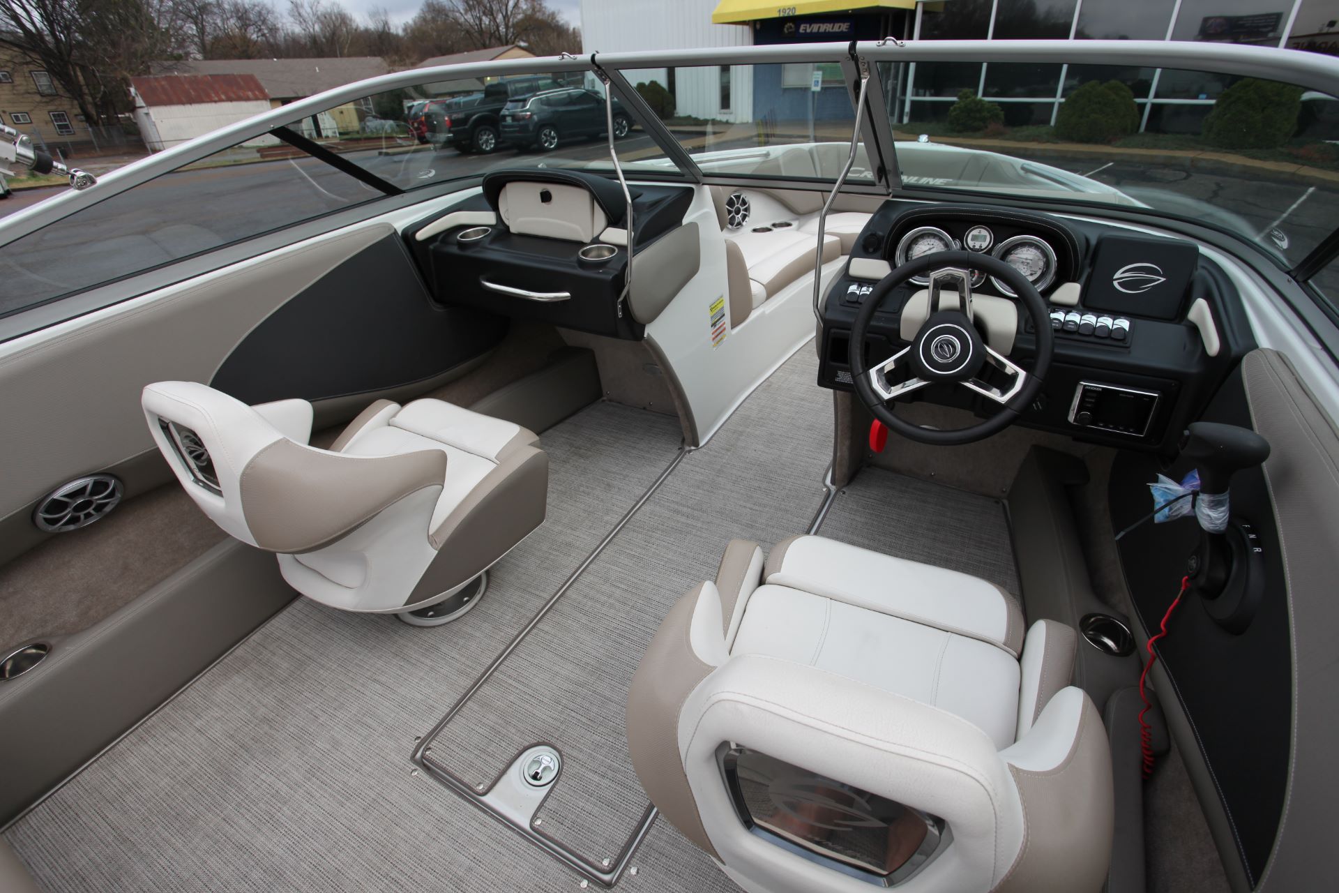 2019 Crownline 215 SS in Memphis, Tennessee - Photo 14