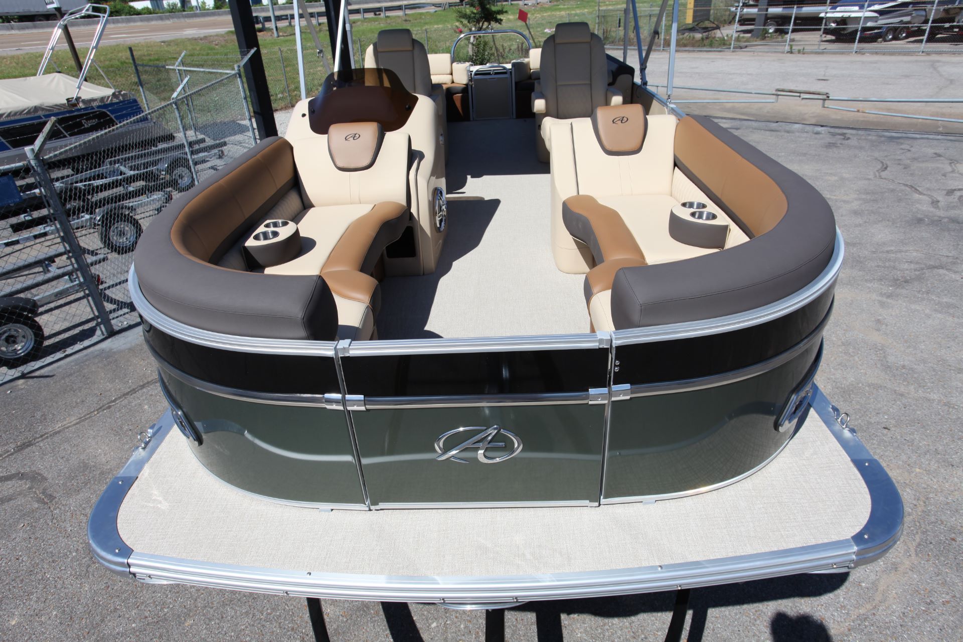 2022 Avalon Catalina Quad Lounger - 25' in Memphis, Tennessee - Photo 3