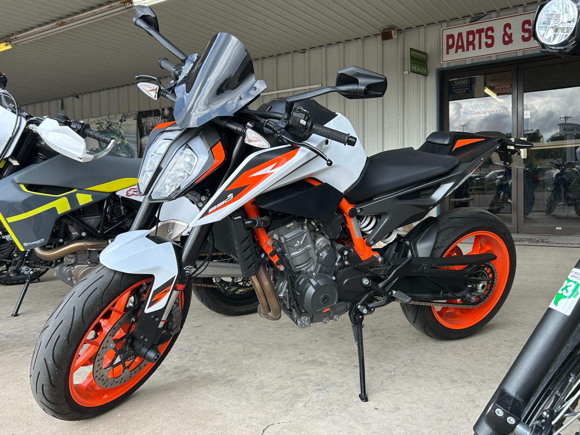 2021 KTM 890 Duke R in Harker Heights, Texas - Photo 1