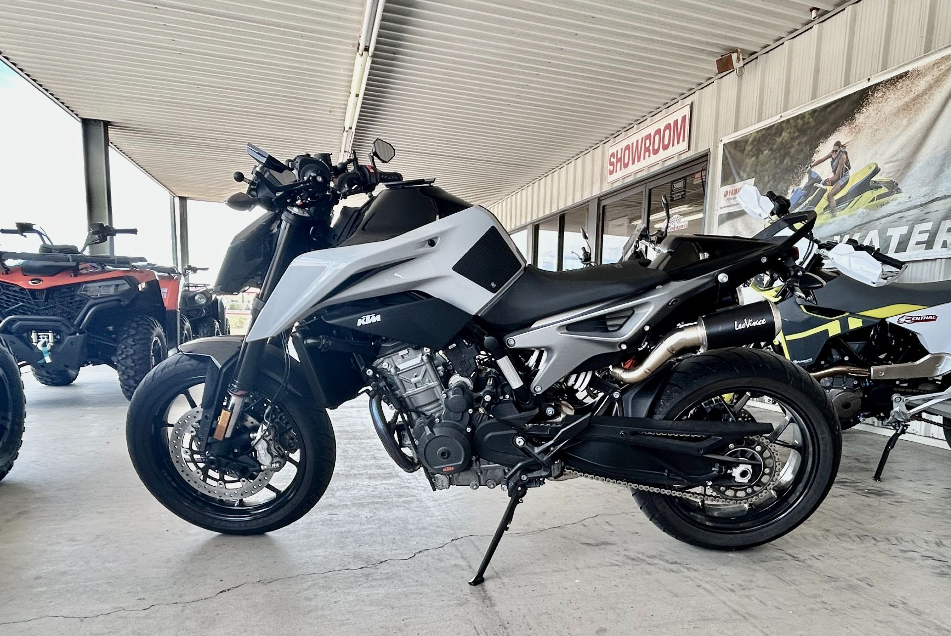 2023 KTM 790 Duke in Harker Heights, Texas - Photo 2