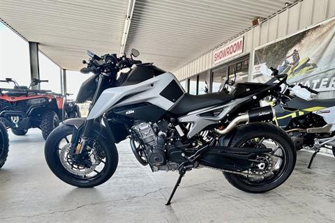 2023 KTM 790 Duke in Harker Heights, Texas - Photo 2