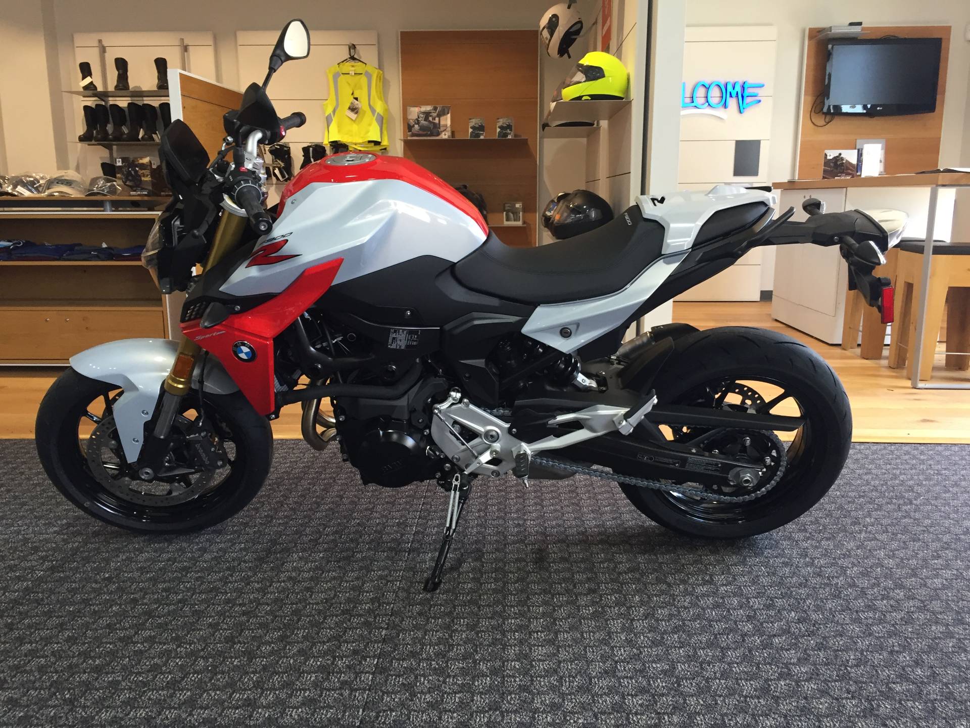 New 2020 BMW F 900 R Motorcycles in Omaha, NE