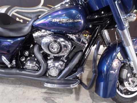 2009 Harley-Davidson Street Glide® in South Saint Paul, Minnesota - Photo 6