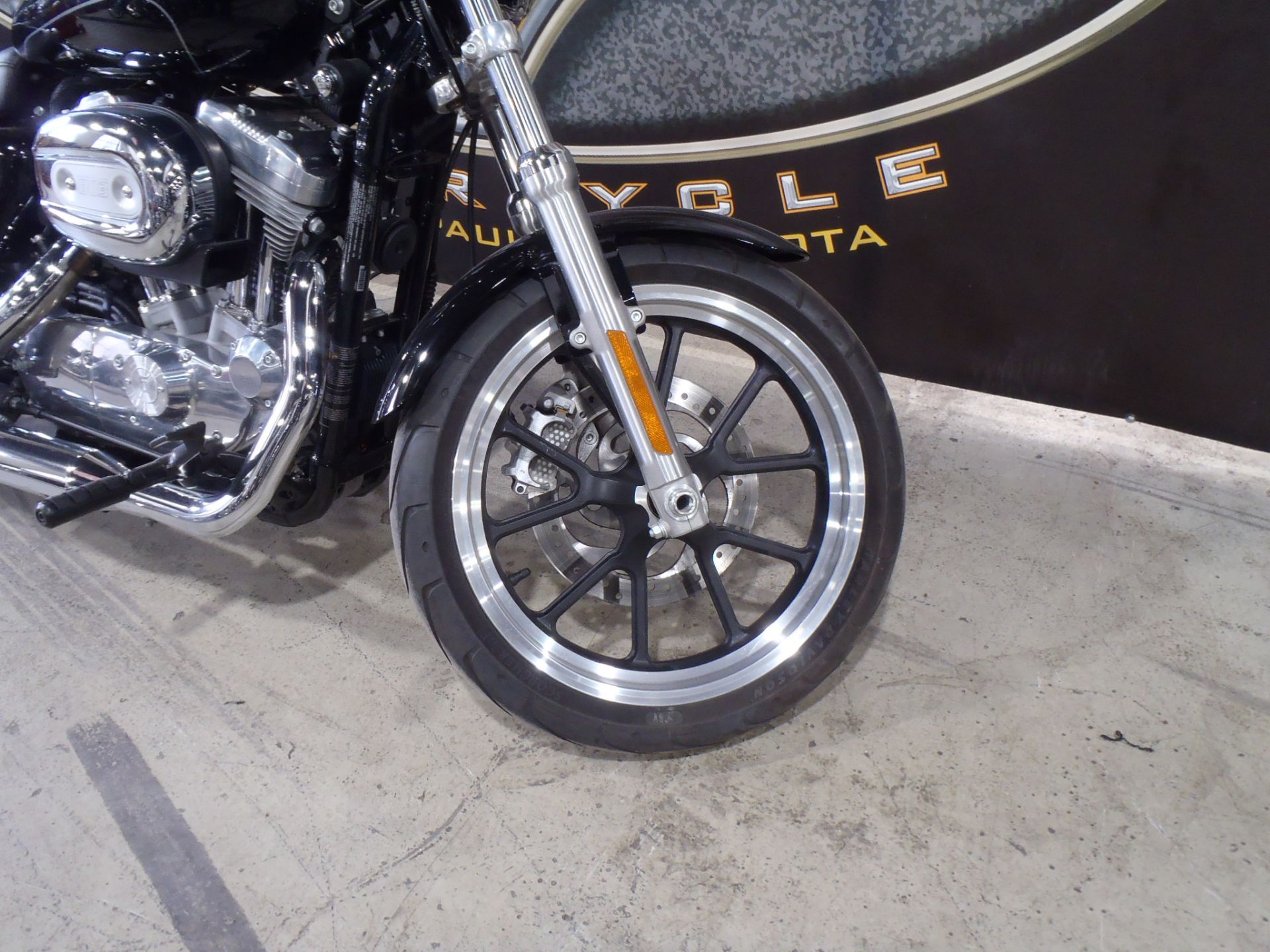 2015 Harley-Davidson SuperLow® in South Saint Paul, Minnesota - Photo 2