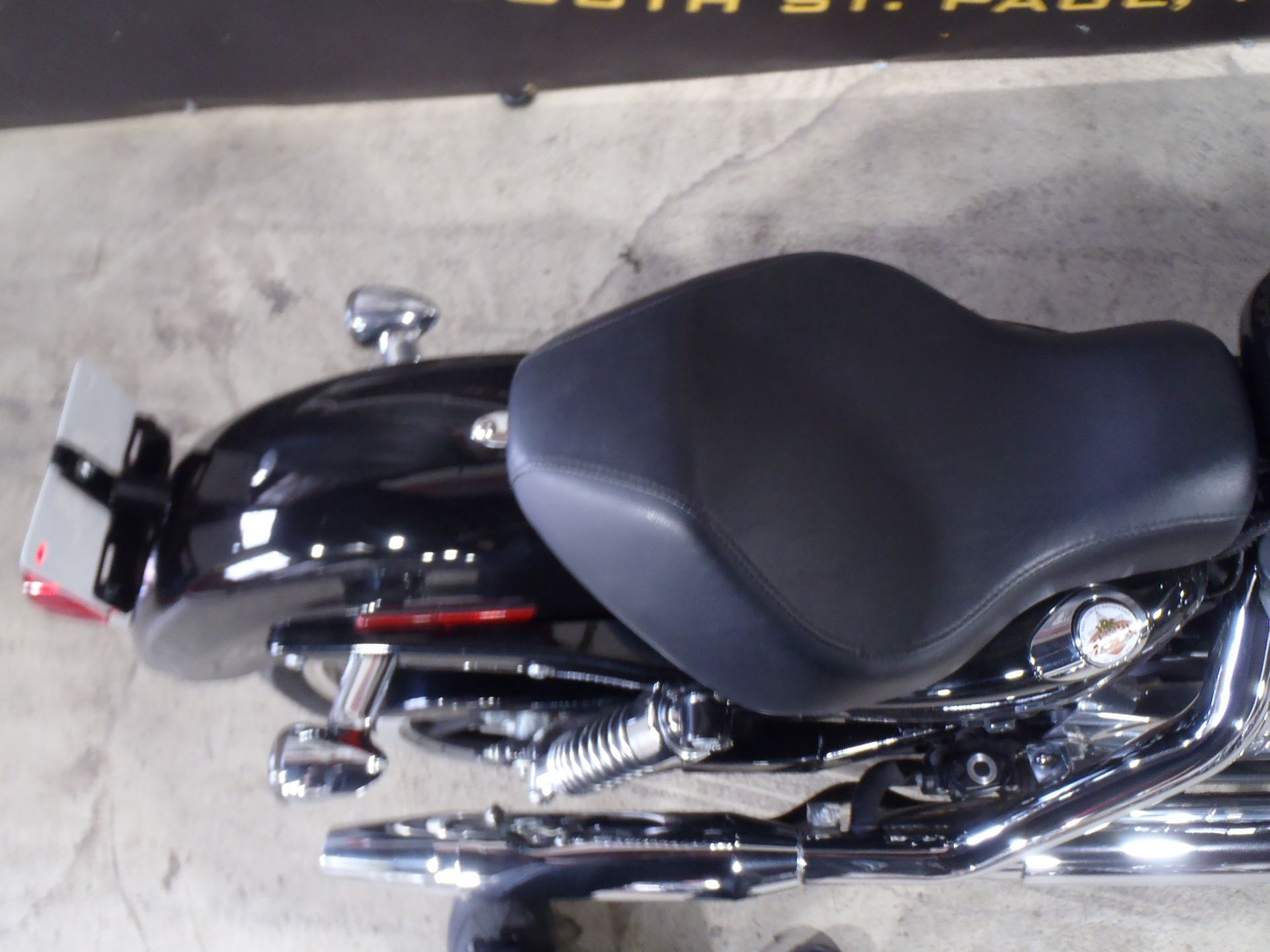 2015 Harley-Davidson SuperLow® in South Saint Paul, Minnesota - Photo 8