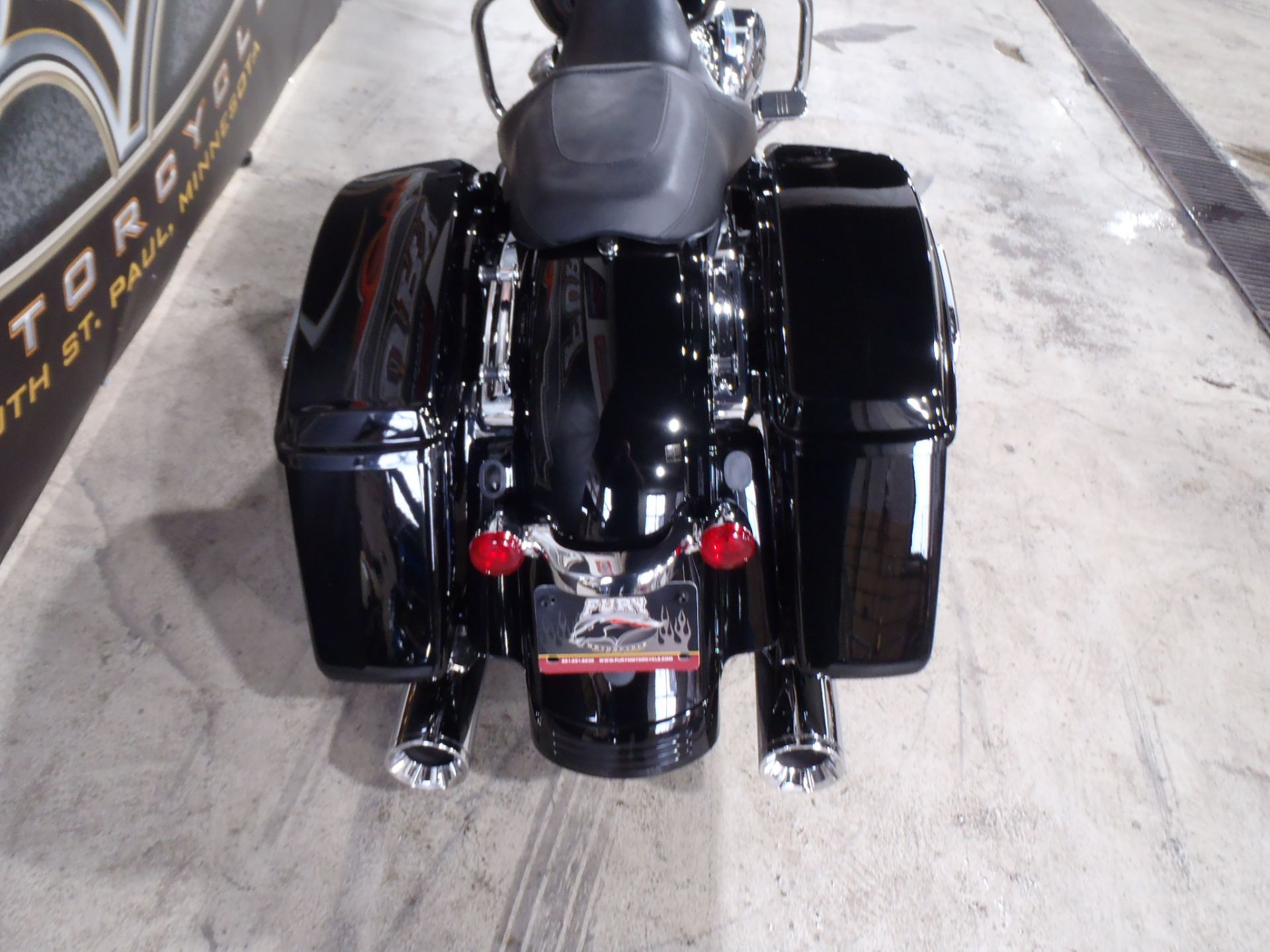 2020 Harley-Davidson Street Glide® in South Saint Paul, Minnesota - Photo 8