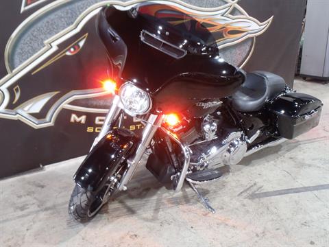 2020 Harley-Davidson Street Glide® in South Saint Paul, Minnesota - Photo 11