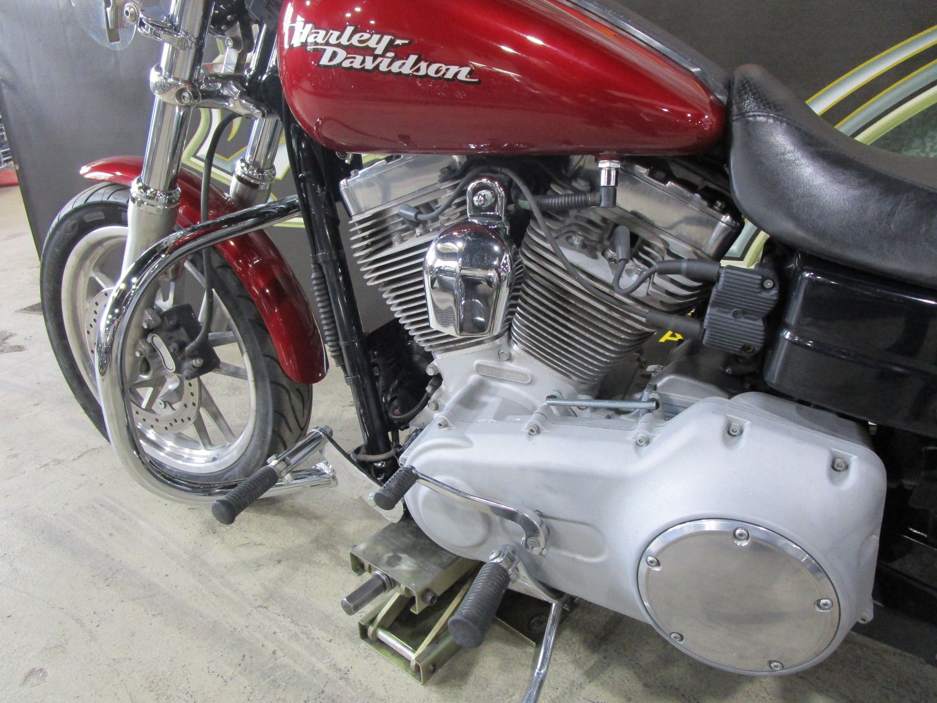2006 Harley-Davidson Dyna™ Super Glide® in South Saint Paul, Minnesota - Photo 18