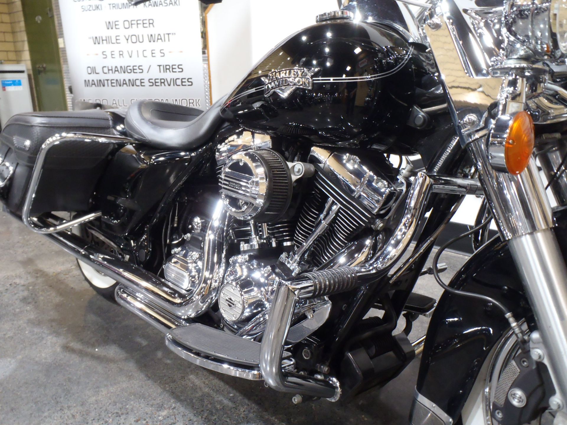 2013 Harley-Davidson Road King® Classic in South Saint Paul, Minnesota - Photo 4