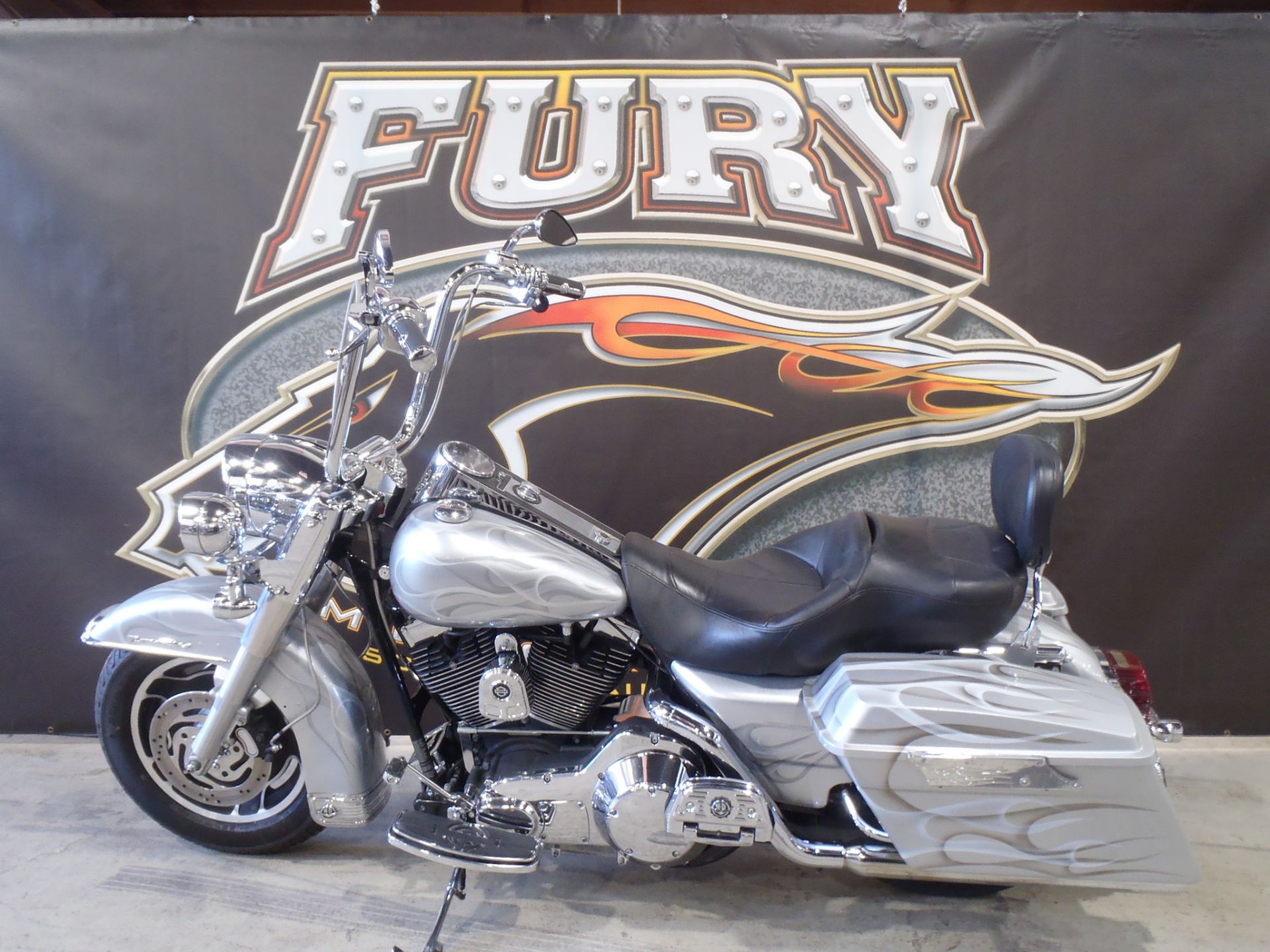 2004 Harley-Davidson FLHRCI Road King® Classic in South Saint Paul, Minnesota - Photo 7