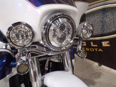 2010 Harley-Davidson Ultra Classic® Electra Glide® in South Saint Paul, Minnesota - Photo 3