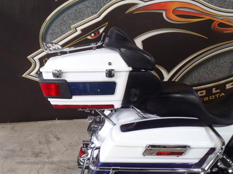 2010 Harley-Davidson Ultra Classic® Electra Glide® in South Saint Paul, Minnesota - Photo 9