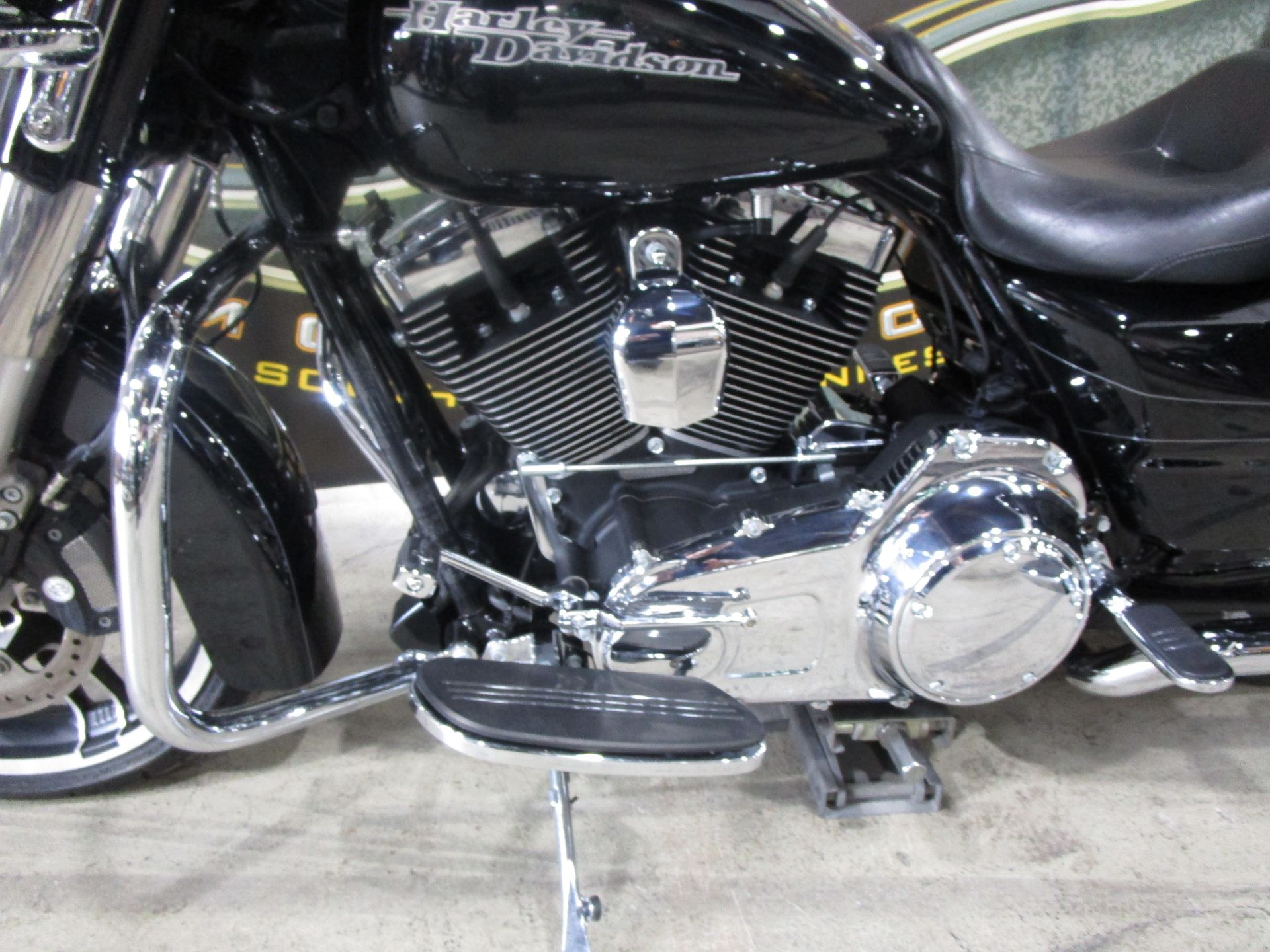 2015 Harley-Davidson Street Glide® Special in South Saint Paul, Minnesota - Photo 19
