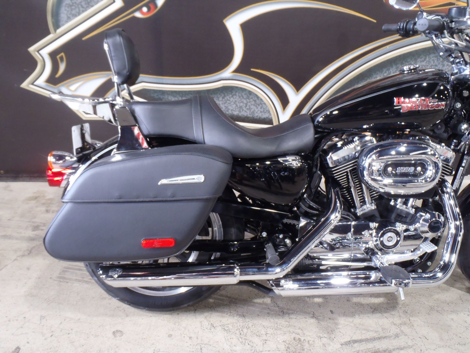 2015 Harley-Davidson SuperLow® 1200T in South Saint Paul, Minnesota - Photo 6