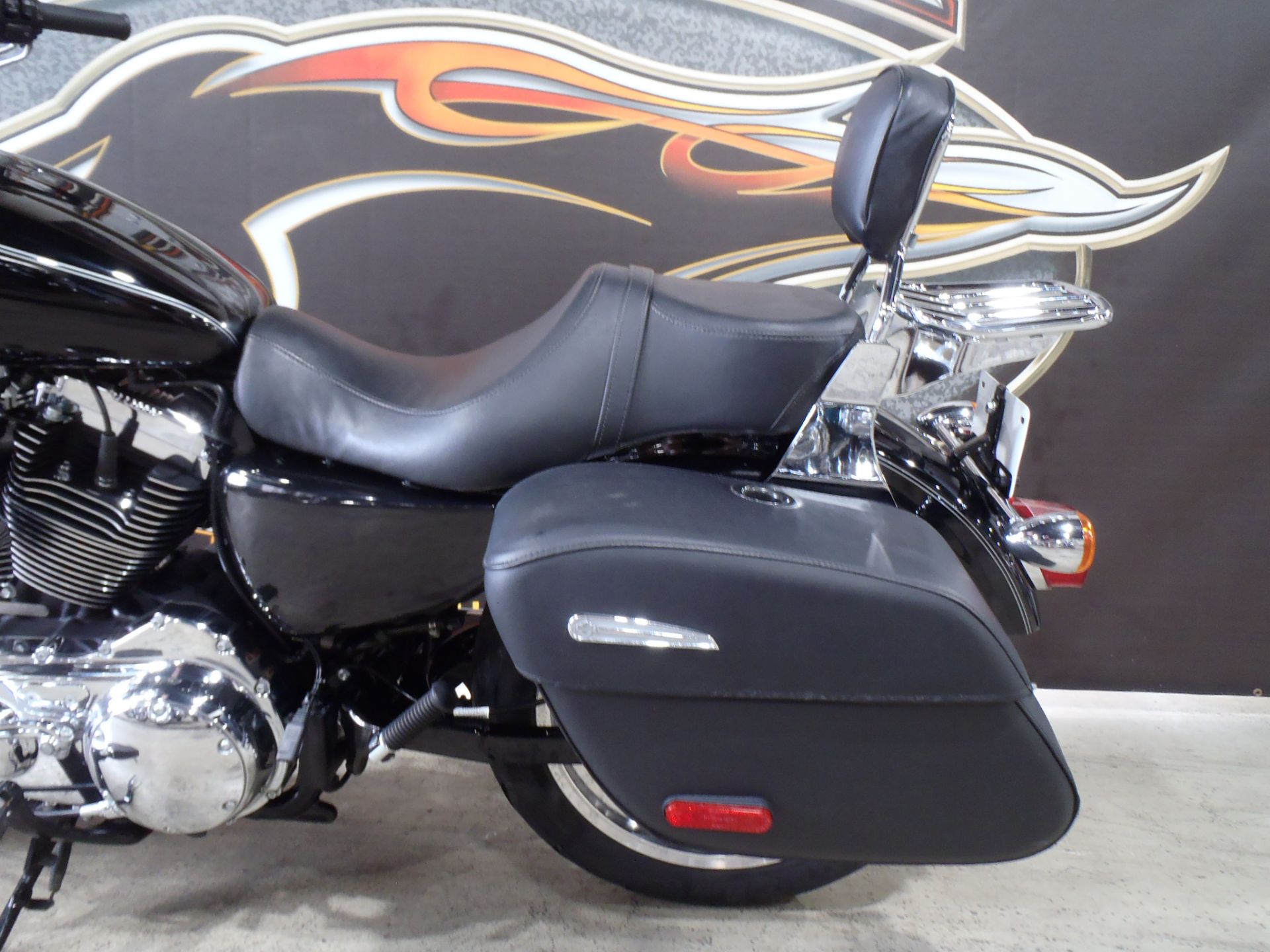 2015 Harley-Davidson SuperLow® 1200T in South Saint Paul, Minnesota - Photo 14
