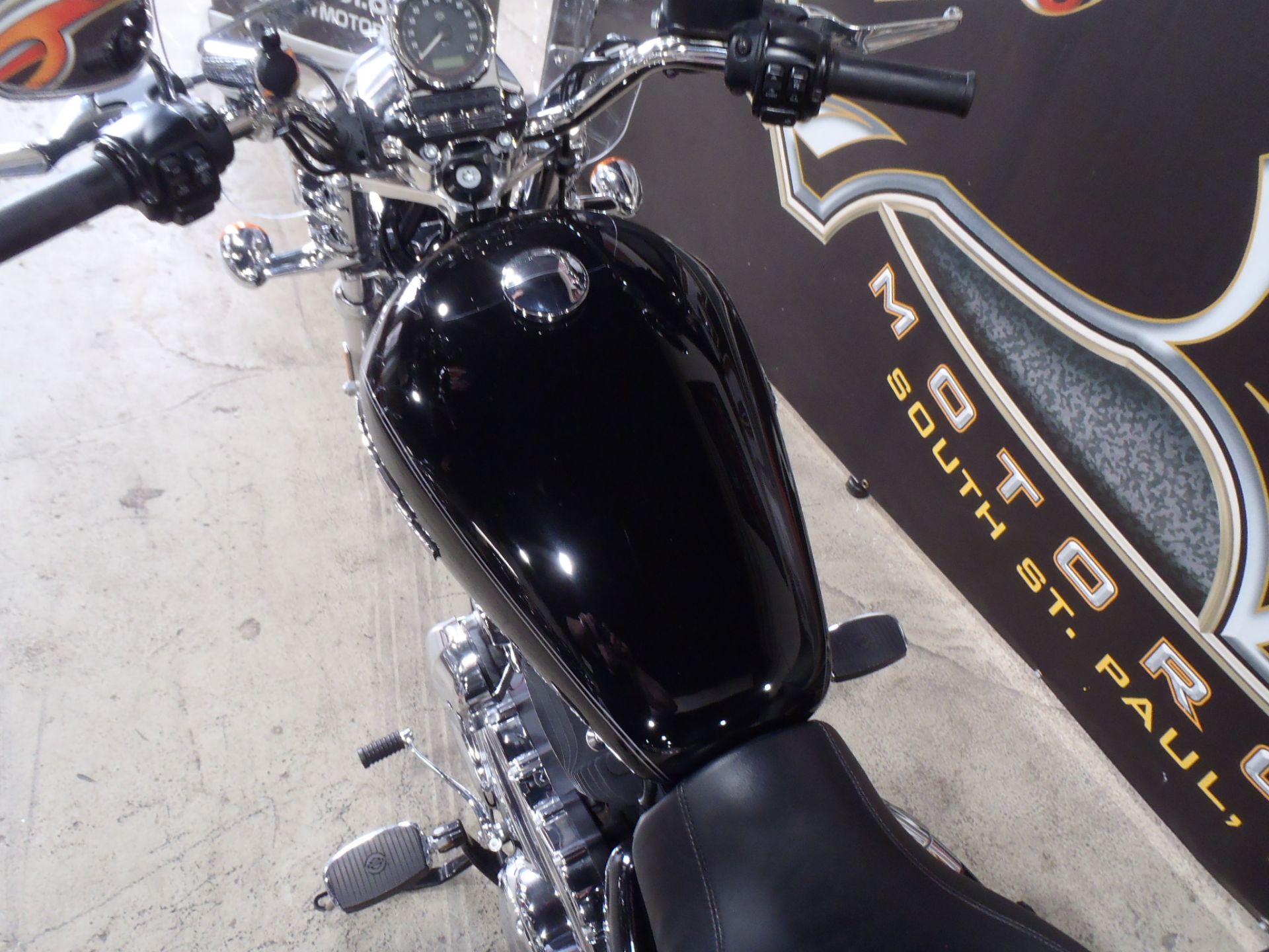 2015 Harley-Davidson SuperLow® 1200T in South Saint Paul, Minnesota - Photo 17