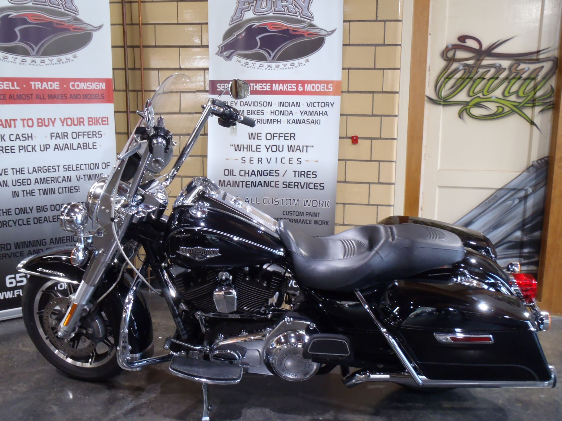 2016 Harley-Davidson Road King® in South Saint Paul, Minnesota - Photo 9
