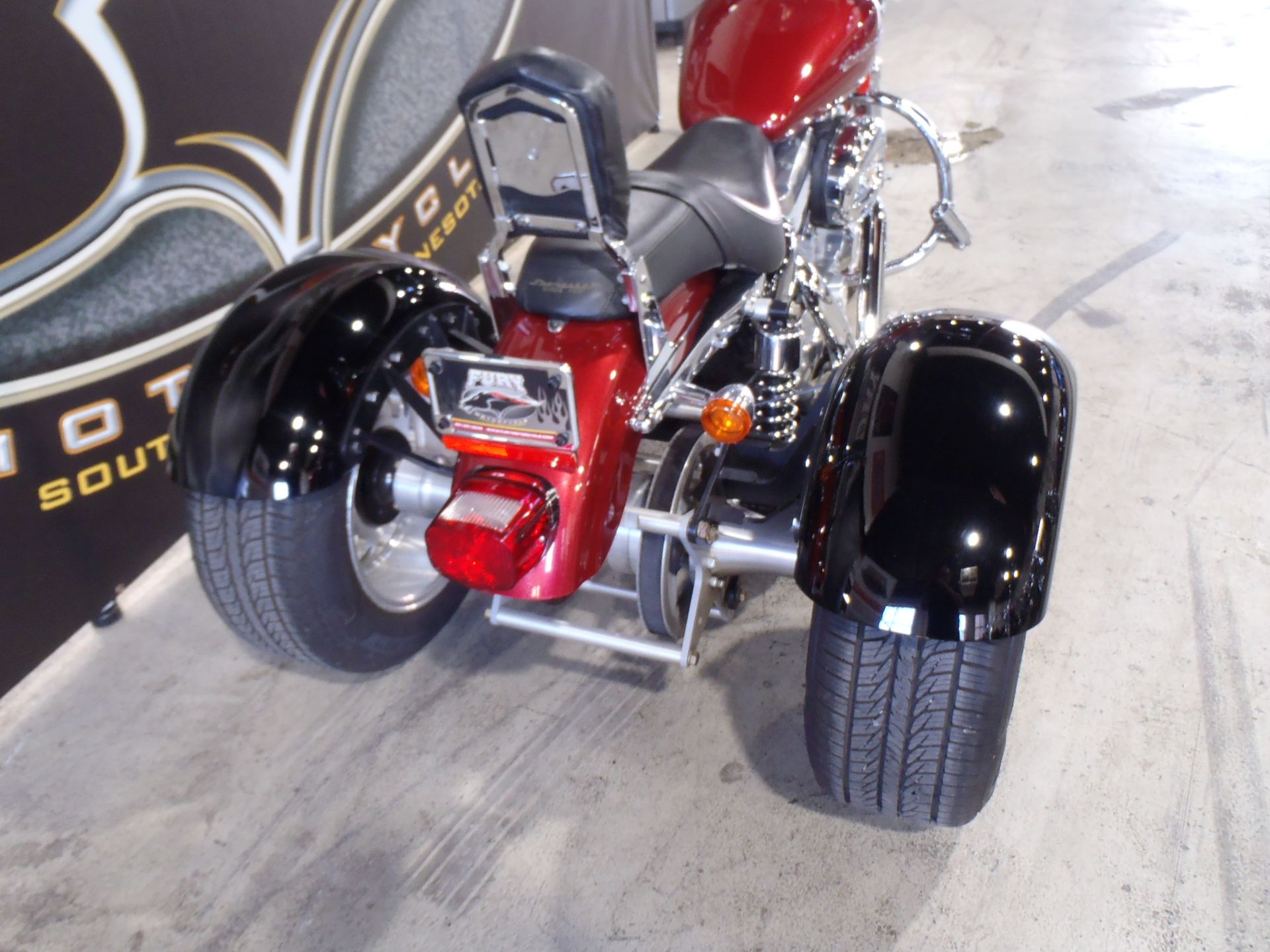 2004 Harley-Davidson Sportster® XL 883 in South Saint Paul, Minnesota - Photo 8