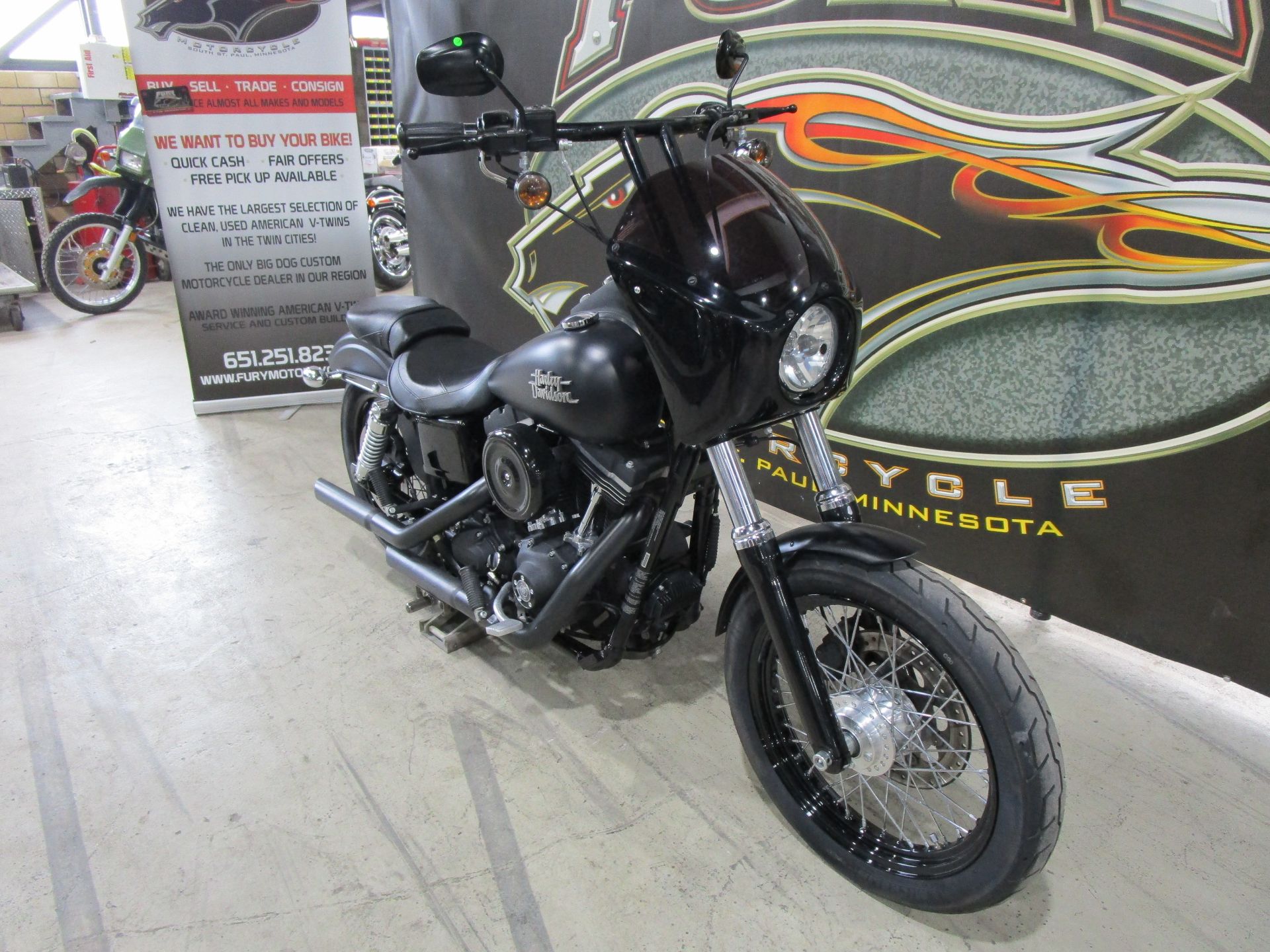 2013 Harley-Davidson Dyna® Street Bob® in South Saint Paul, Minnesota - Photo 2
