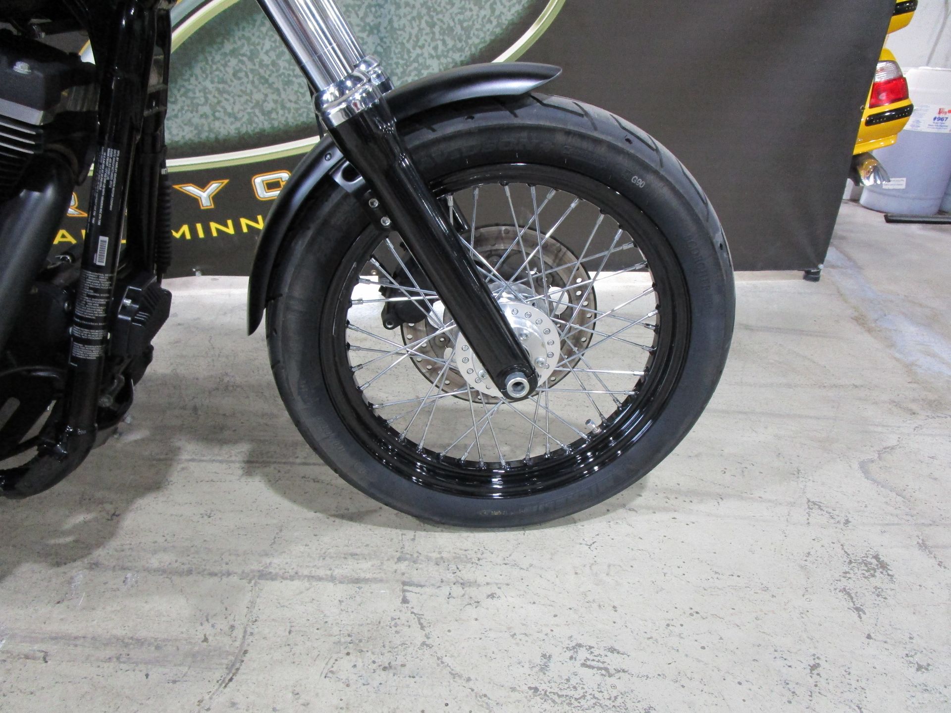 2013 Harley-Davidson Dyna® Street Bob® in South Saint Paul, Minnesota - Photo 4