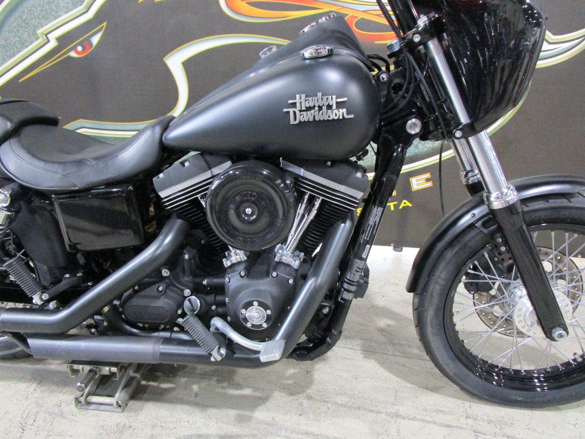 2013 Harley-Davidson Dyna® Street Bob® in South Saint Paul, Minnesota - Photo 5