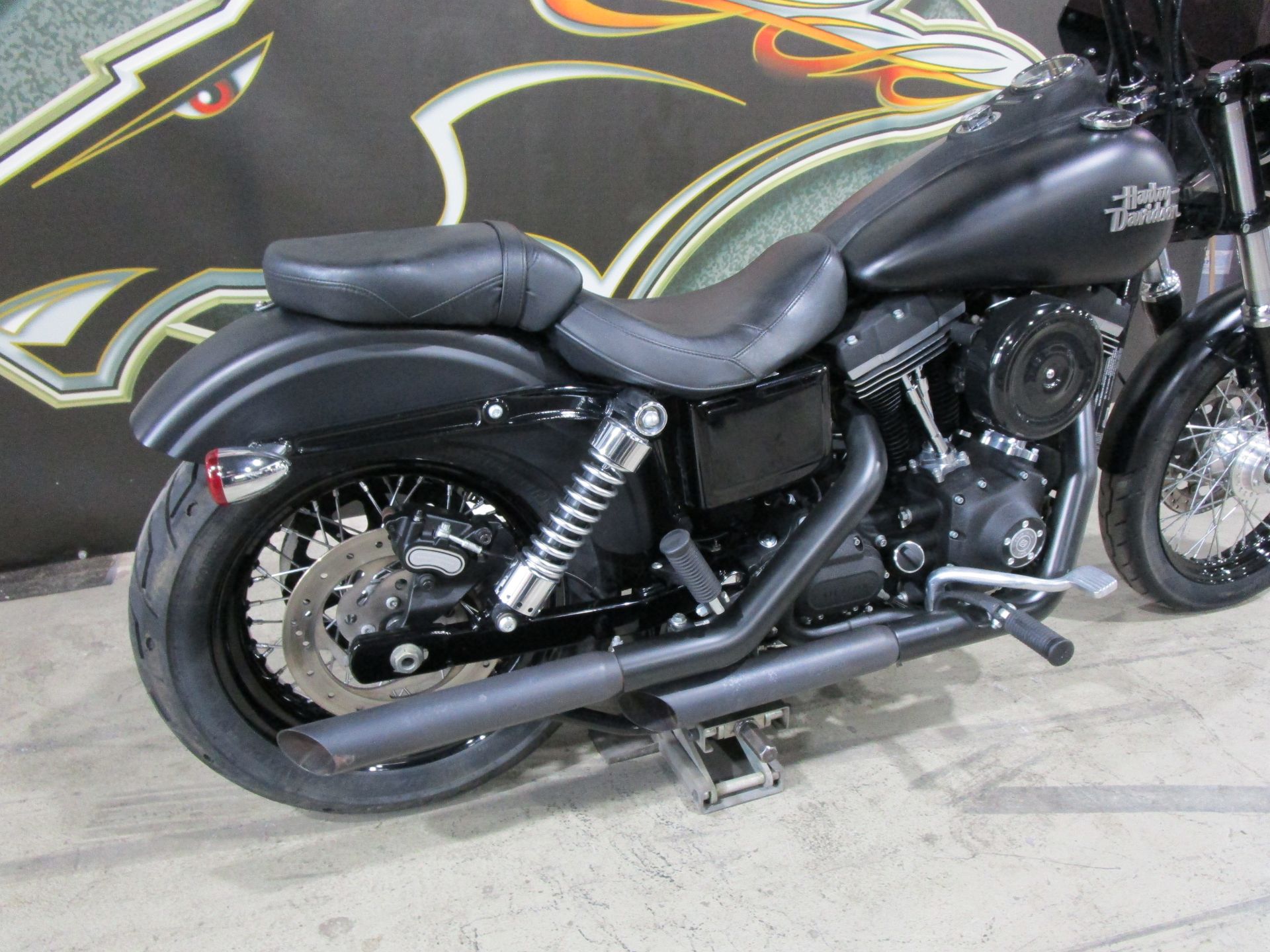 2013 Harley-Davidson Dyna® Street Bob® in South Saint Paul, Minnesota - Photo 6