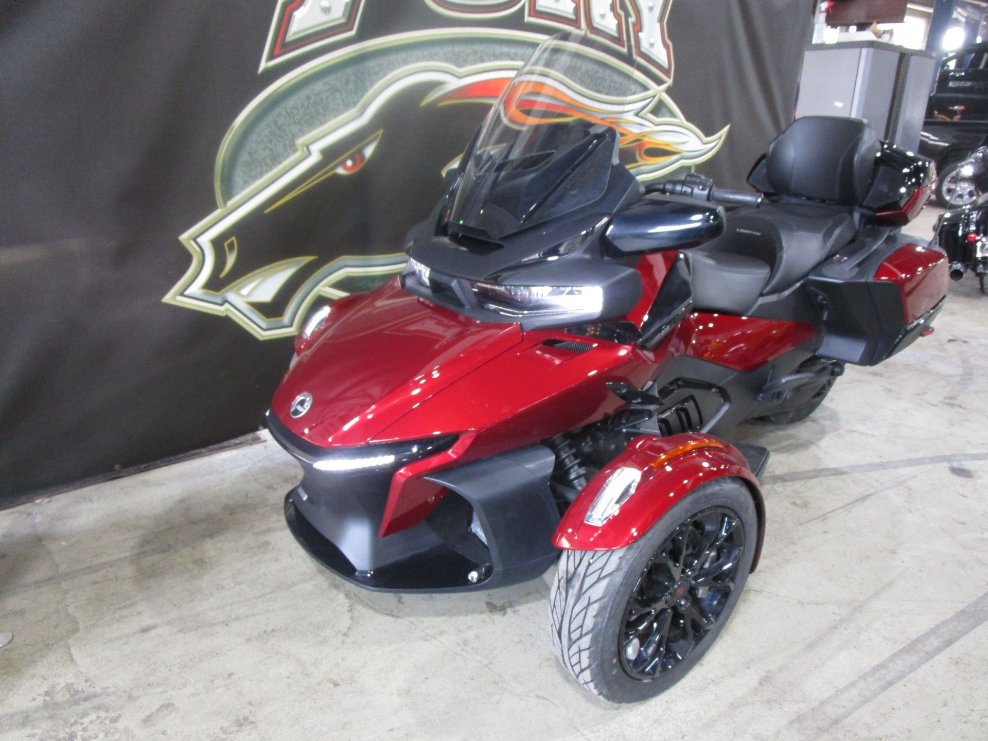 2020 Can-Am Spyder RT Limited in South Saint Paul, Minnesota - Photo 12