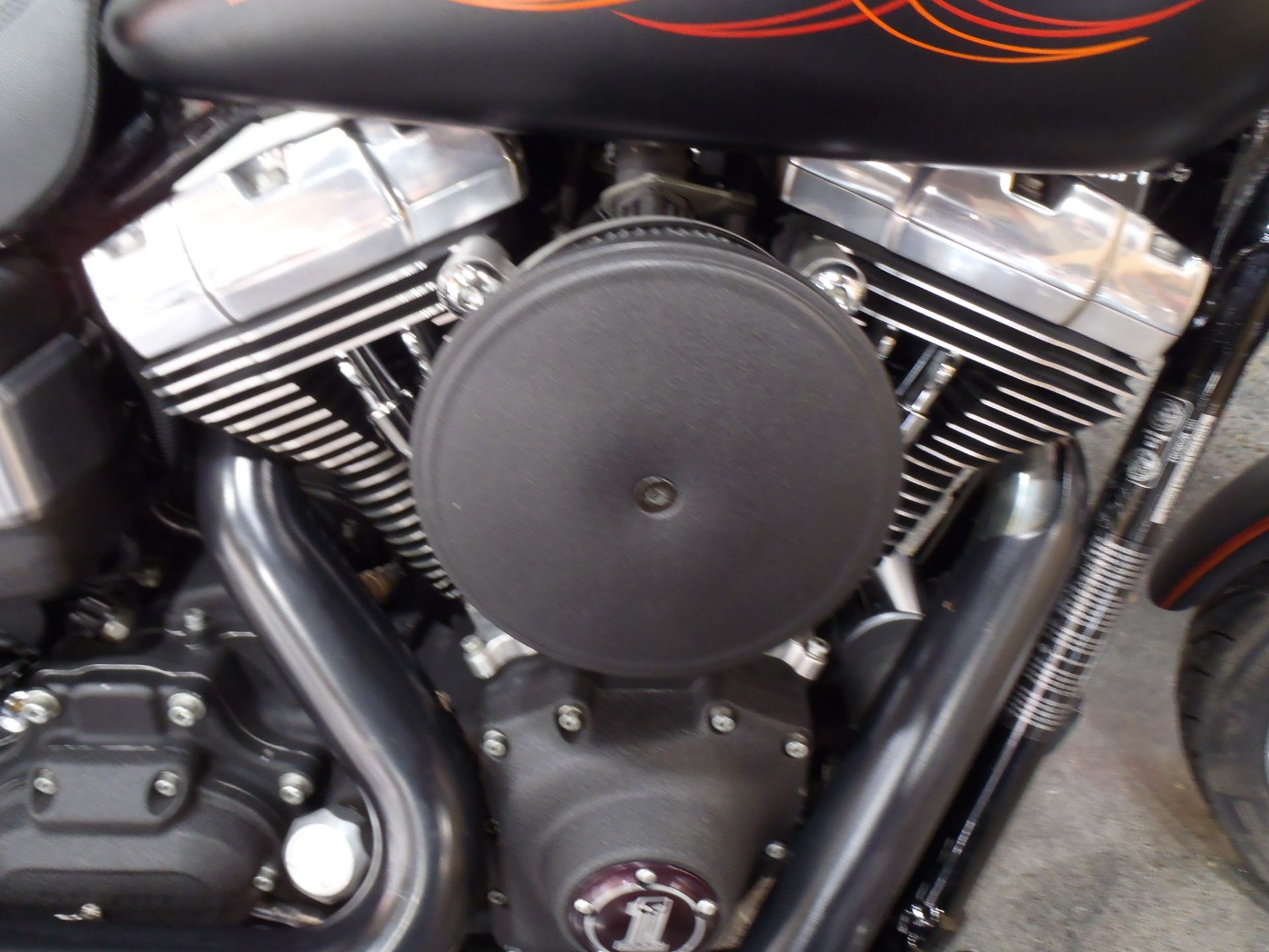 2006 Harley-Davidson Dyna™ Street Bob™ in South Saint Paul, Minnesota - Photo 8