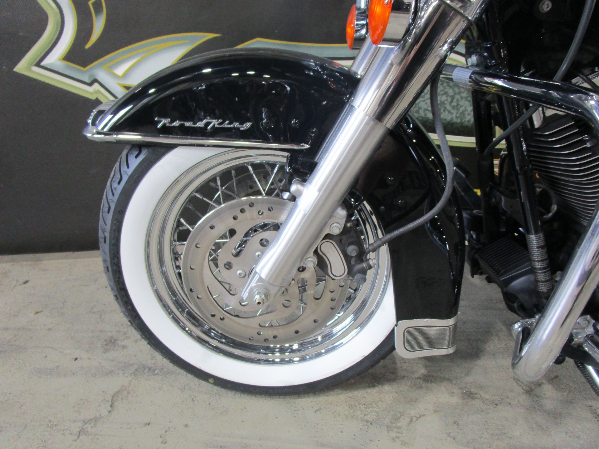 2007 Harley-Davidson Road King® Classic in South Saint Paul, Minnesota - Photo 16